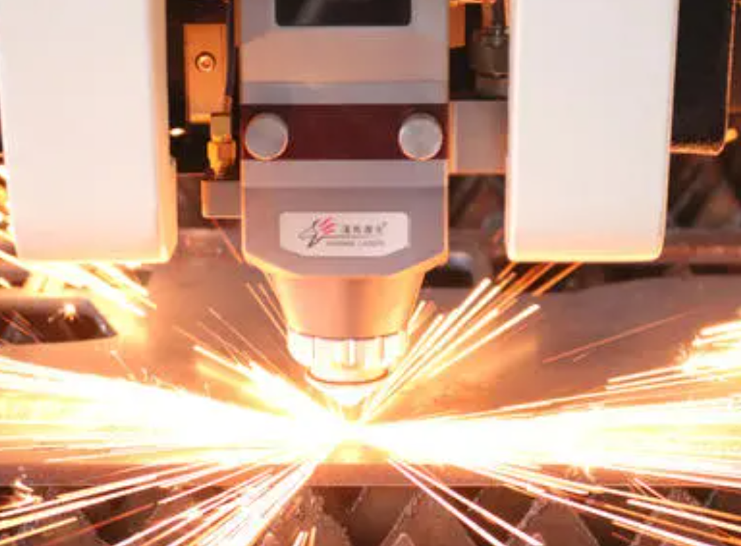 導(dǎo)致激光焊接機(jī)價(jià)格波動(dòng)的原因有哪些